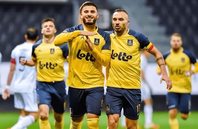 蝶泳等多个 蝶泳等多个